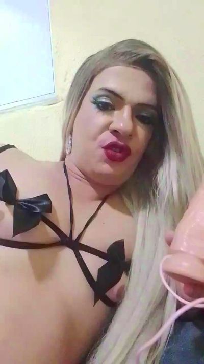 LeilaDanteTx live cam on Cam4