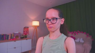LeilaDurow live cam on Cam4