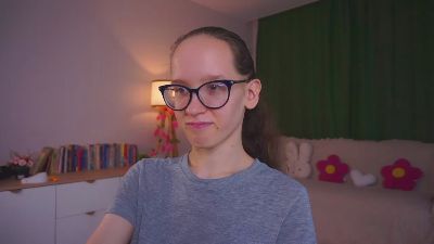 LeilaDurow live cam on Cam4