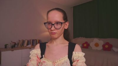 LeilaDurow live cam on Cam4