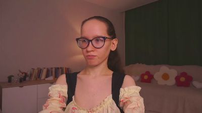 LeilaDurow live cam on Cam4