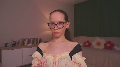LeilaDurow live cam on Cam4
