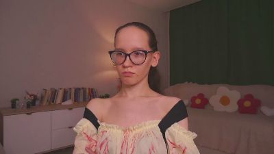 LeilaDurow live cam on Cam4
