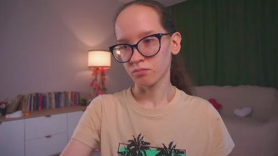 LeilaDurow live cam on Cam4