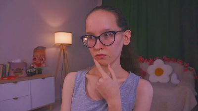 LeilaDurow live cam on Cam4