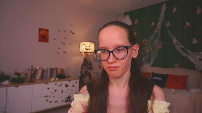 LeilaDurow live cam on Cam4