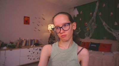 LeilaDurow live cam on Cam4