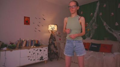 LeilaDurow live cam on Cam4