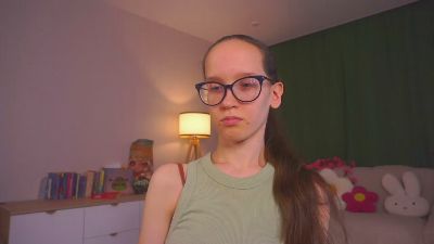 LeilaDurow live cam on Cam4