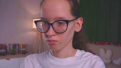 LeilaDurow live cam on Cam4