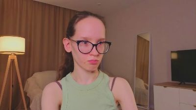LeilaDurow live cam on Cam4