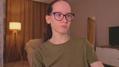 LeilaDurow live cam on Cam4