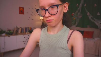 LeilaDurow live cam on Cam4