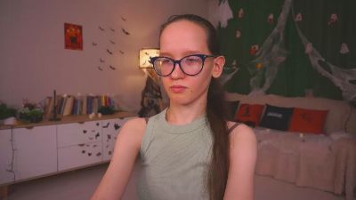 LeilaDurow live cam on Cam4