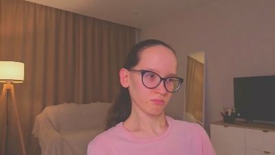 LeilaDurow live cam on Cam4