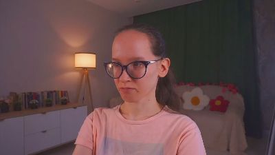 LeilaDurow live cam on Cam4