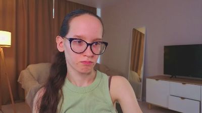 LeilaDurow live cam on Cam4