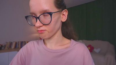 LeilaDurow live cam on Cam4
