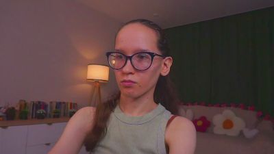 LeilaDurow live cam on Cam4