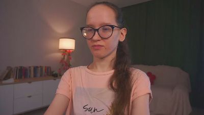 LeilaDurow live cam on Cam4
