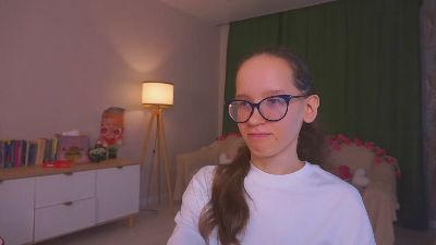 LeilaDurow live cam on Cam4
