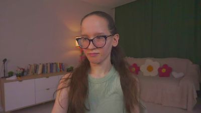 LeilaDurow live cam on Cam4