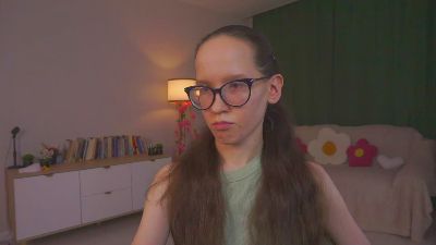 LeilaDurow live cam on Cam4