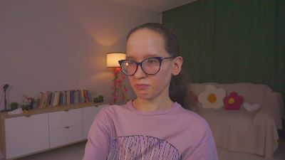 LeilaDurow live cam on Cam4