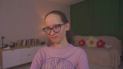 LeilaDurow live cam on Cam4