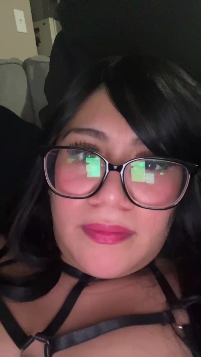 Leilanykissme webcam