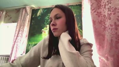 LeishaGrueber live cam on Cam4