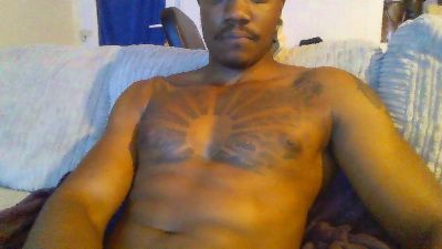 LeitRonan live cam on Cam4