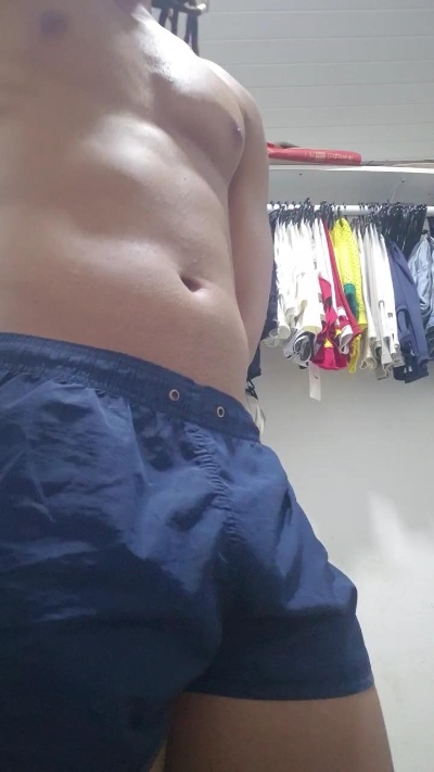 Leke69 live cam on Cam4