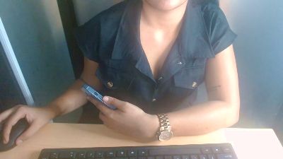 LekkereYasmine live cam on Cam4