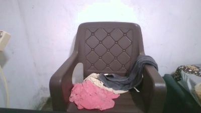 LekkereYasmine live cam on Cam4