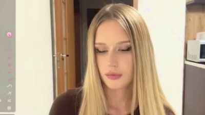 LelahDeloy live cam on Cam4