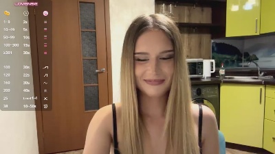LelahDeloy live cam on Cam4