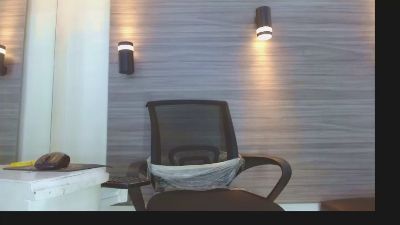 Lelehott01 live cam on Cam4