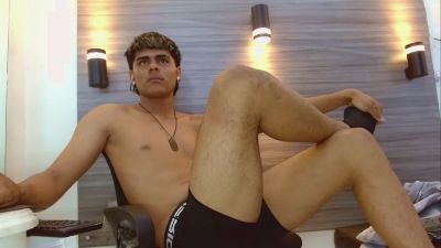 Lelehott01 live cam on Cam4
