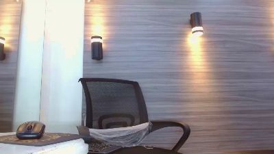 Lelehott01 live cam on Cam4