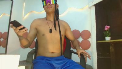 Lelehott01 live cam on Cam4