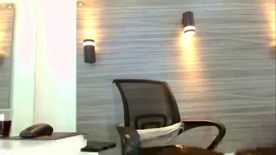 Lelehott01 live cam on Cam4
