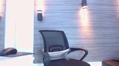 Lelehott01 live cam on Cam4