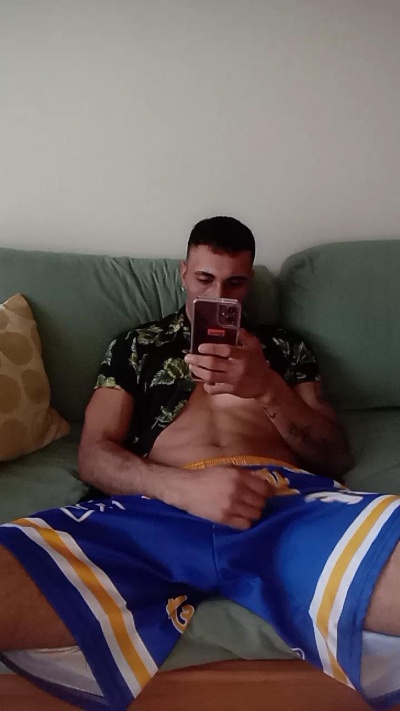 Lemon777 live cam on Cam4