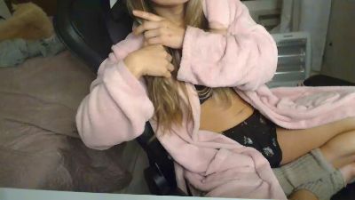 Lemyny live cam on Cam4