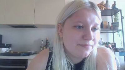 LenaHoney20 live cam on Cam4