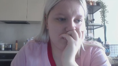 LenaHoney20 live cam on Cam4