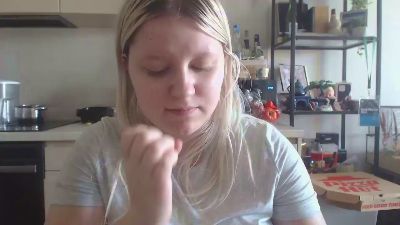 LenaHoney20 live cam on Cam4