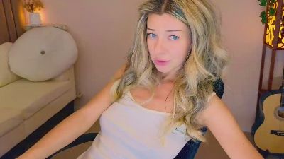 Lenamuti live cam on Cam4