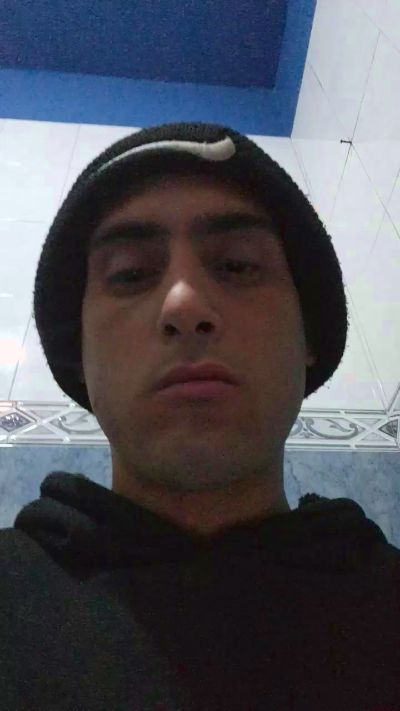 Leo23cm5 live cam on Cam4
